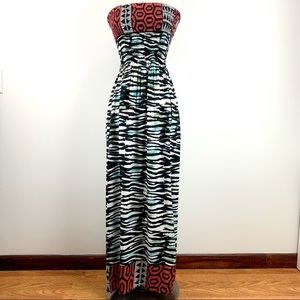 Bloomingdales Aqua Sleeveless Maxi Dress, Small